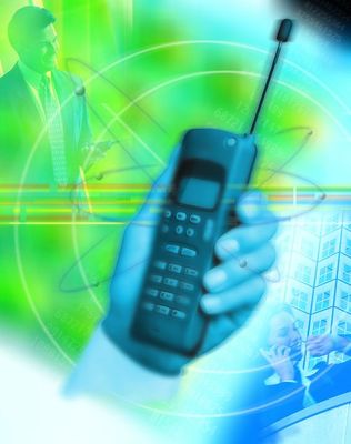 未來通訊設(shè)備與軟件設(shè)計 感知、網(wǎng)絡(luò)與智能的融合